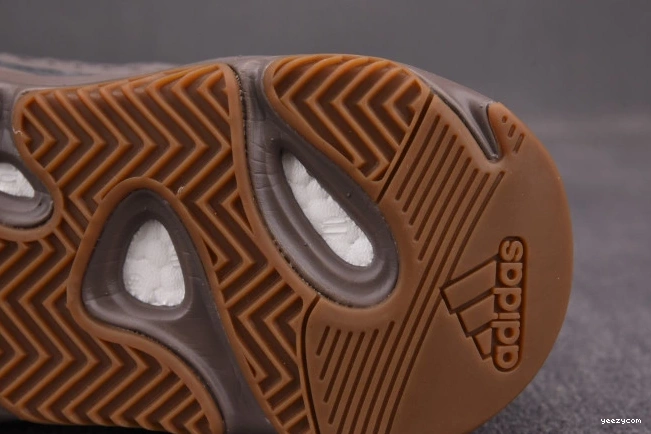 V2 ADIDAS Boost GZ0724 'Mauve' Yeezy 700 1101